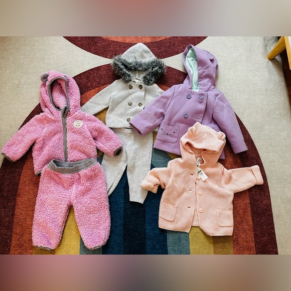 Infant winter bundle - Picture 1 of 9